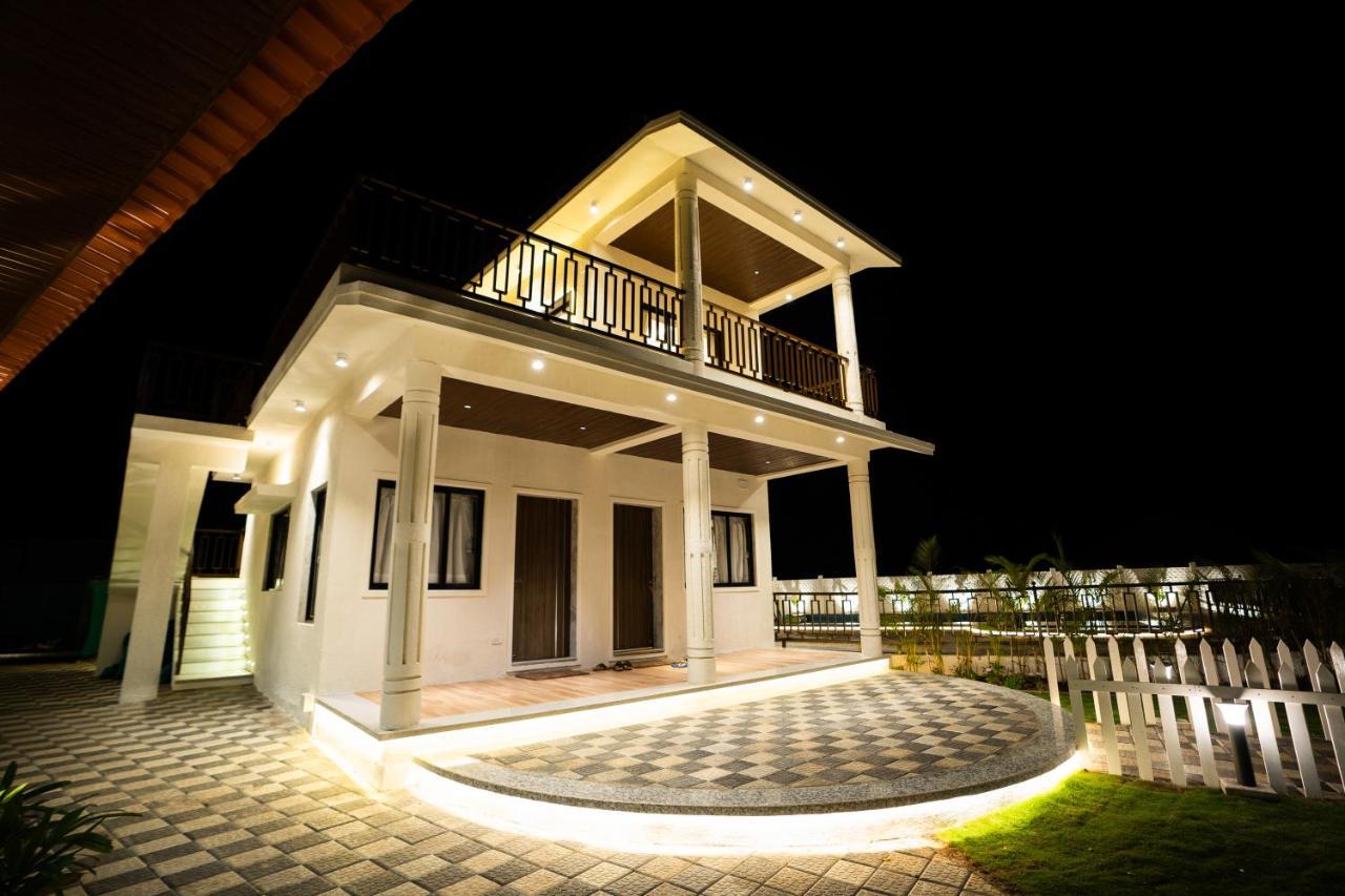 Villa Eden Garden Alībāg Exterior foto